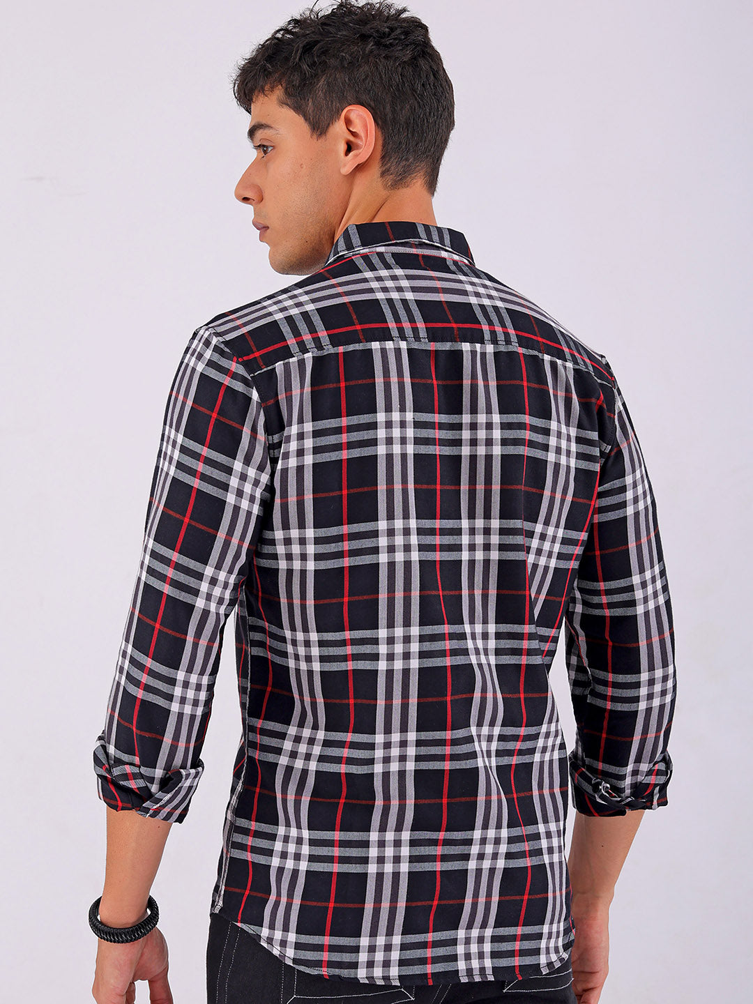 Shop Men's Checked Slim Fit Casual Shirt Online.