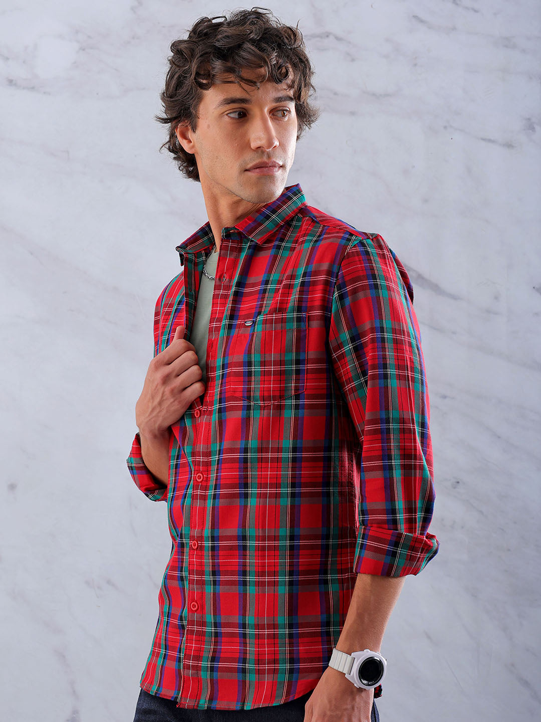 Shop Men's Checked Slim Fit Shirt Online.