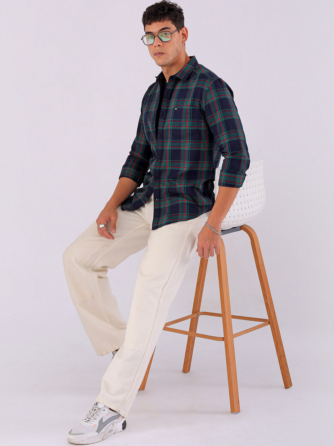 Shop Men's Checked Slim Fit Casual Shirt Online.