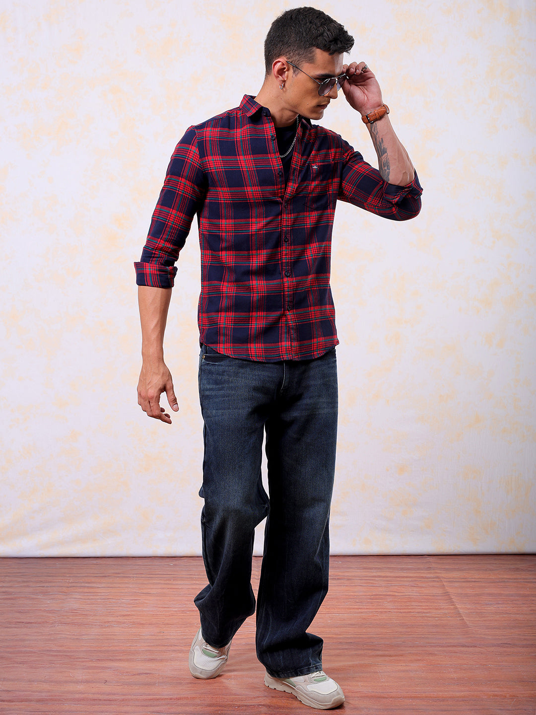 Shop Men's Checked Slim Fit Shirt Online.