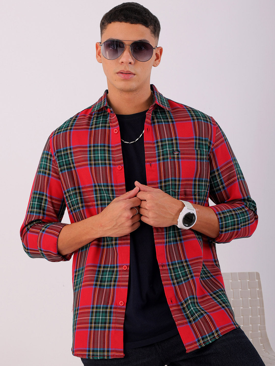 Shop Men's Checked Slim Fit Shirt Online.