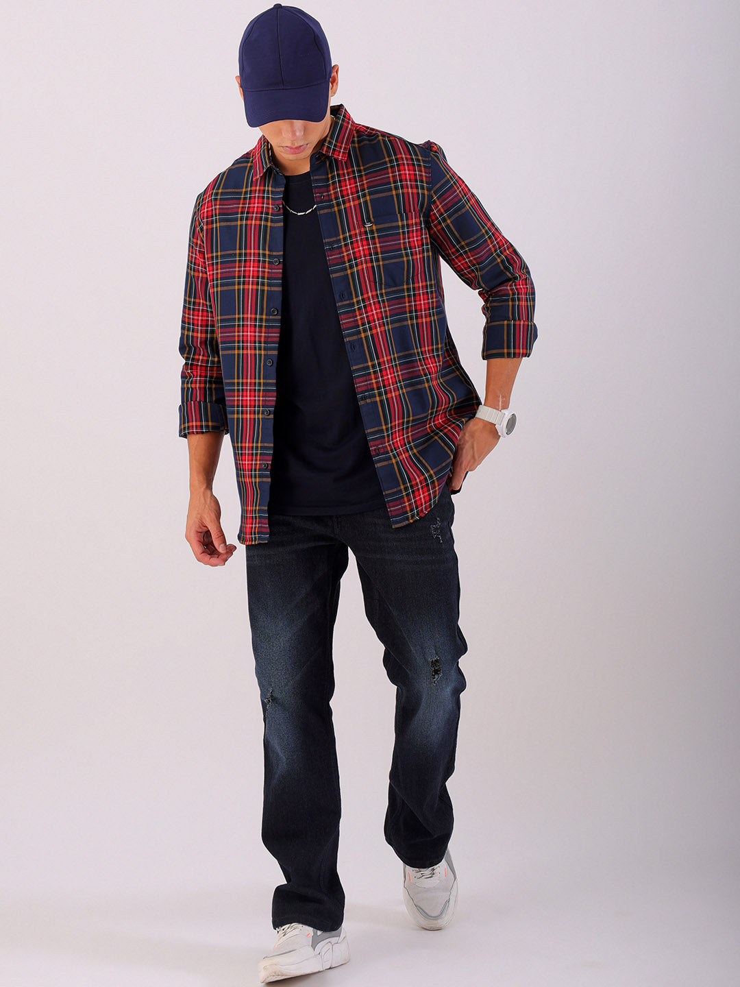 Shop Men's Checked Slim Fit Shirt Online.