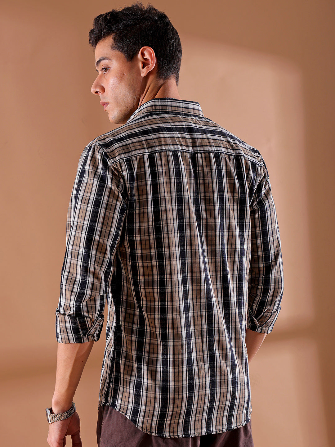 Shop Men's Checked Slim Fit Shirt Online.