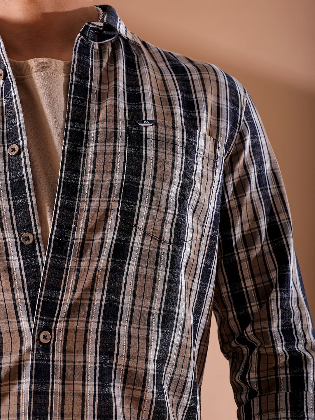 Shop Men's Checked Slim Fit Shirt Online.