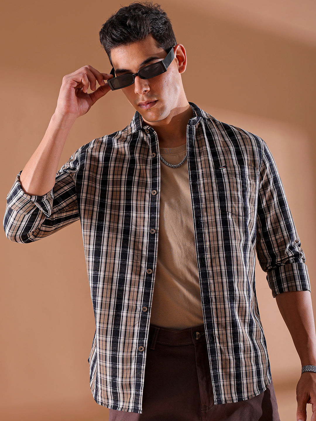 Shop Men's Checked Slim Fit Shirt Online.