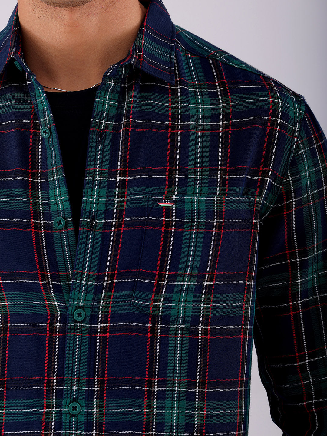 Shop Men's Checked Slim Fit Casual Shirt Online.