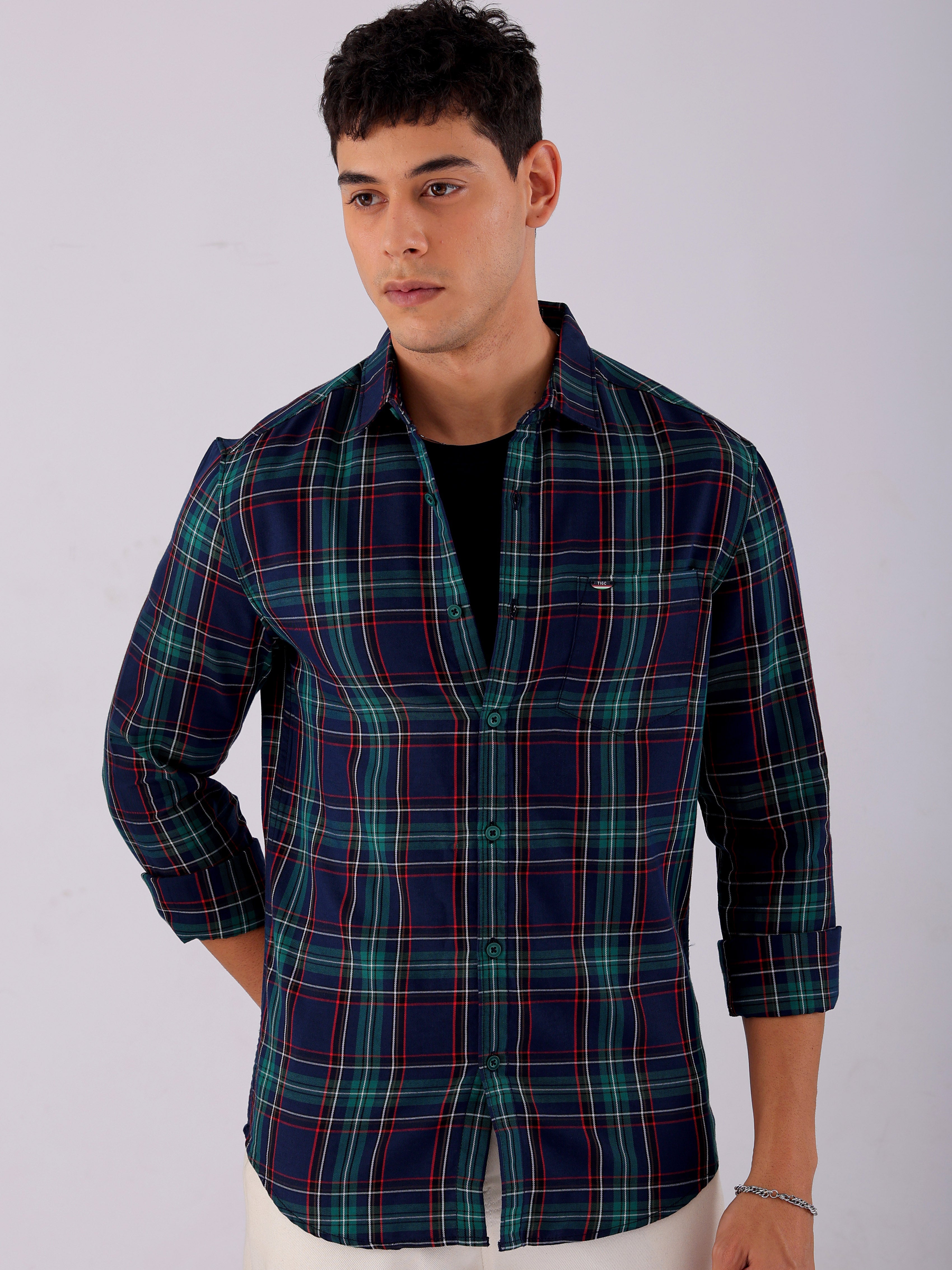 Shop Men's Checked Slim Fit Casual Shirt Online.