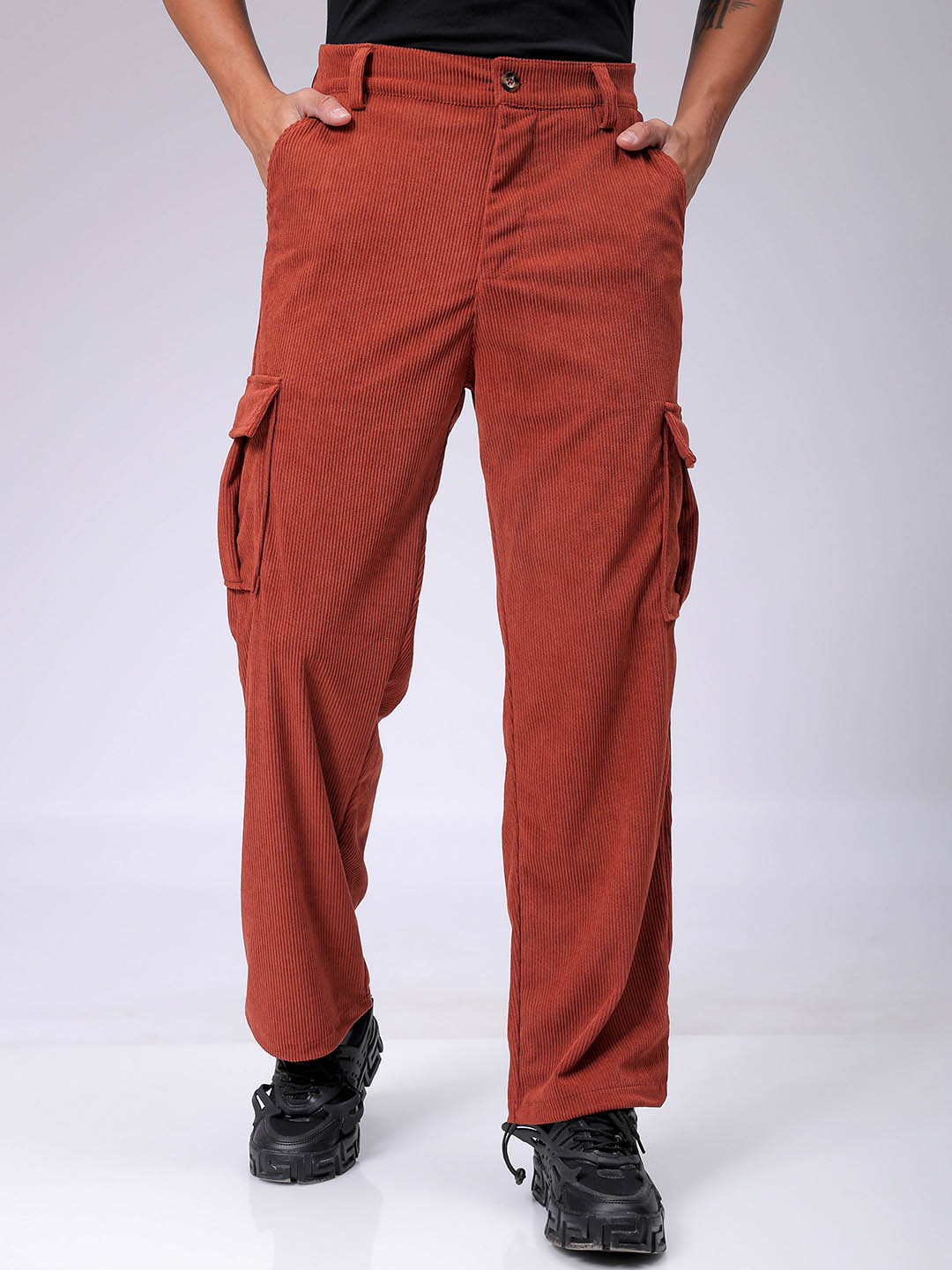 Men's Rust Baggy Textured Mid-Rise Cargos