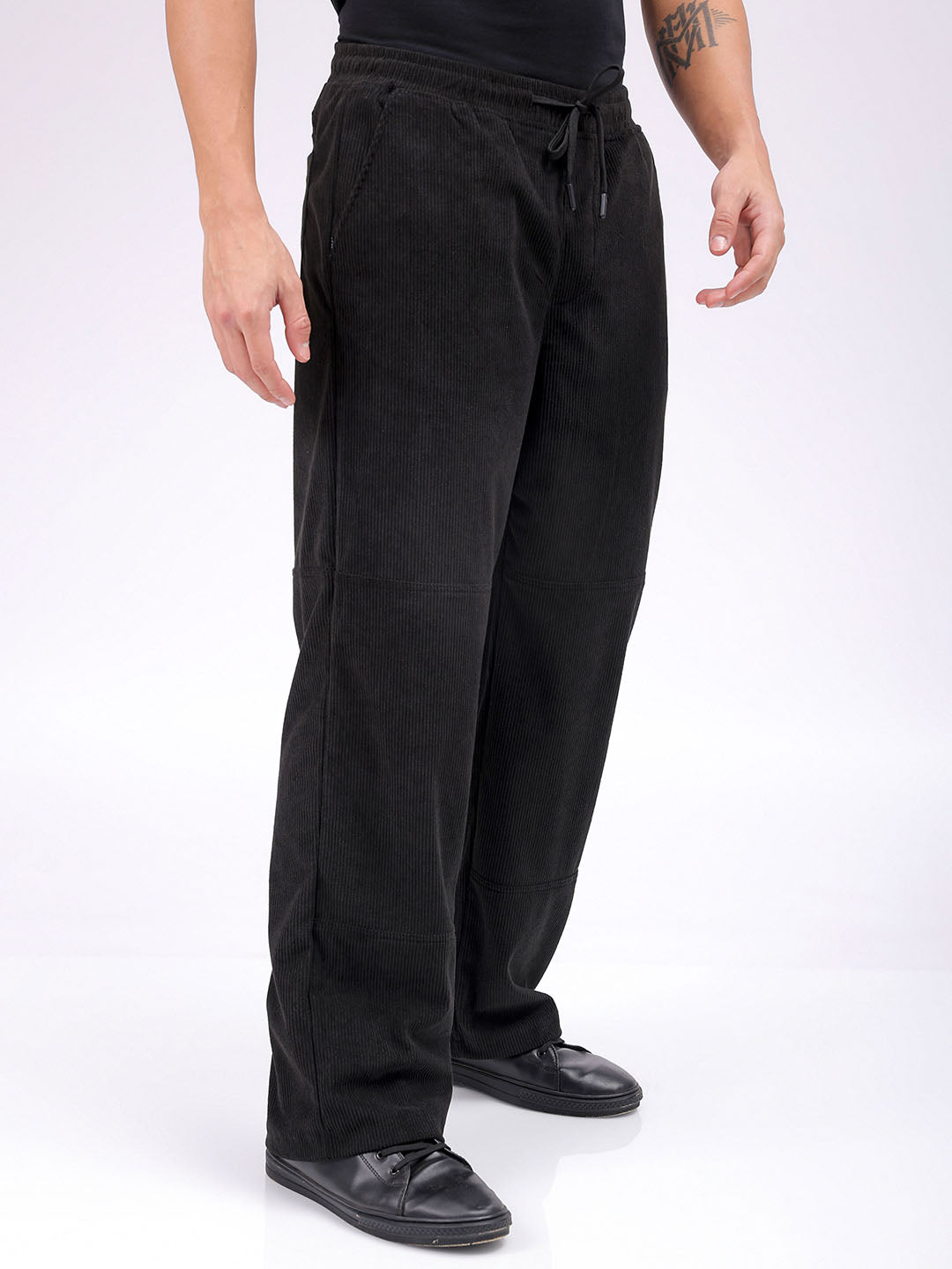 Men's Black Relaxed Fit Knitted Corduroy Jogger Trousers