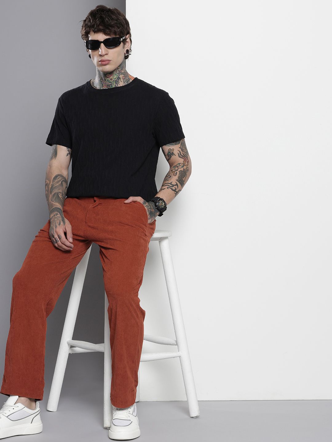 Men's Rust Regular Fit Textured Casual Trouser