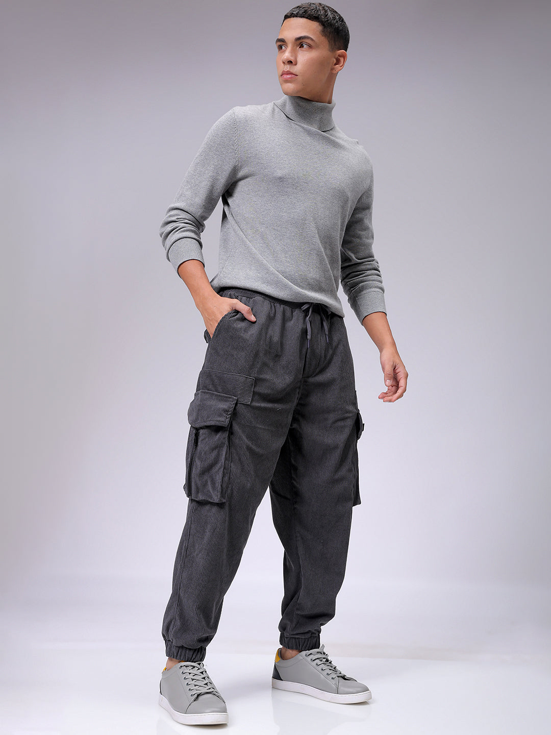 Men's Dark Grey Loose Fit Textured Utility Jogger