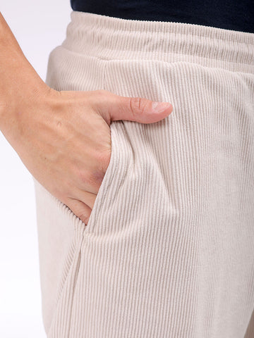 Men's White Baggy Tapered Fit Knitted Corduroy Jogger Trousers
