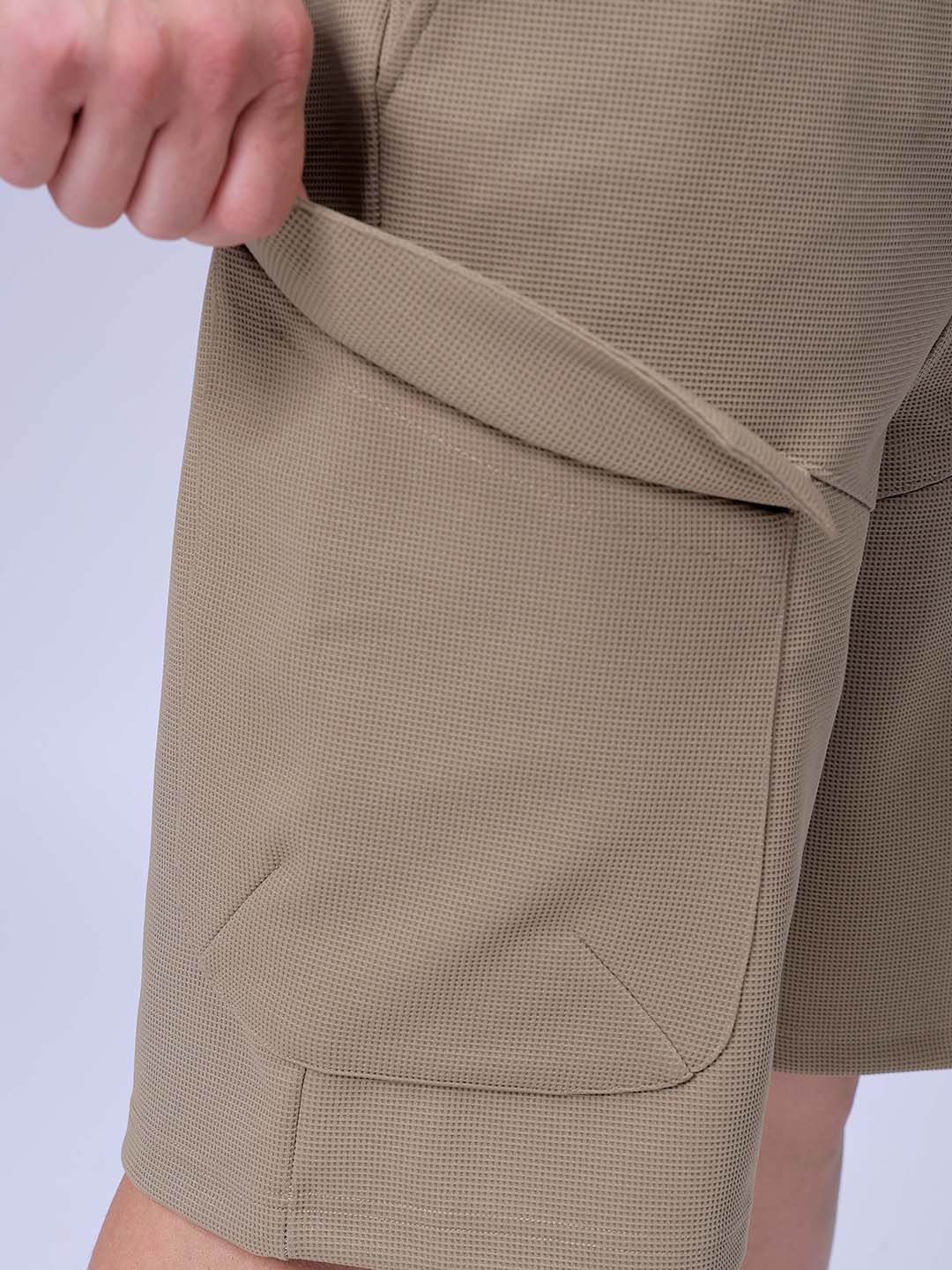 Men's Khaki Relaxed Fit Textured Shorts