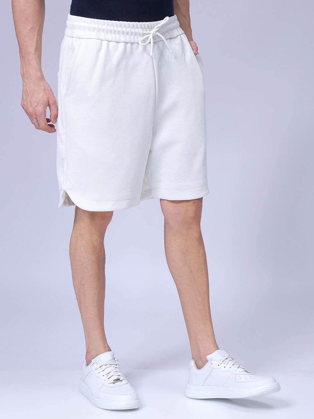 Men's White Relaxed Fit Solid Casual Shorts