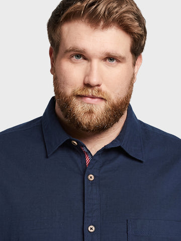 Men's Navy Blue Regular Fit Solid Casual Shirt