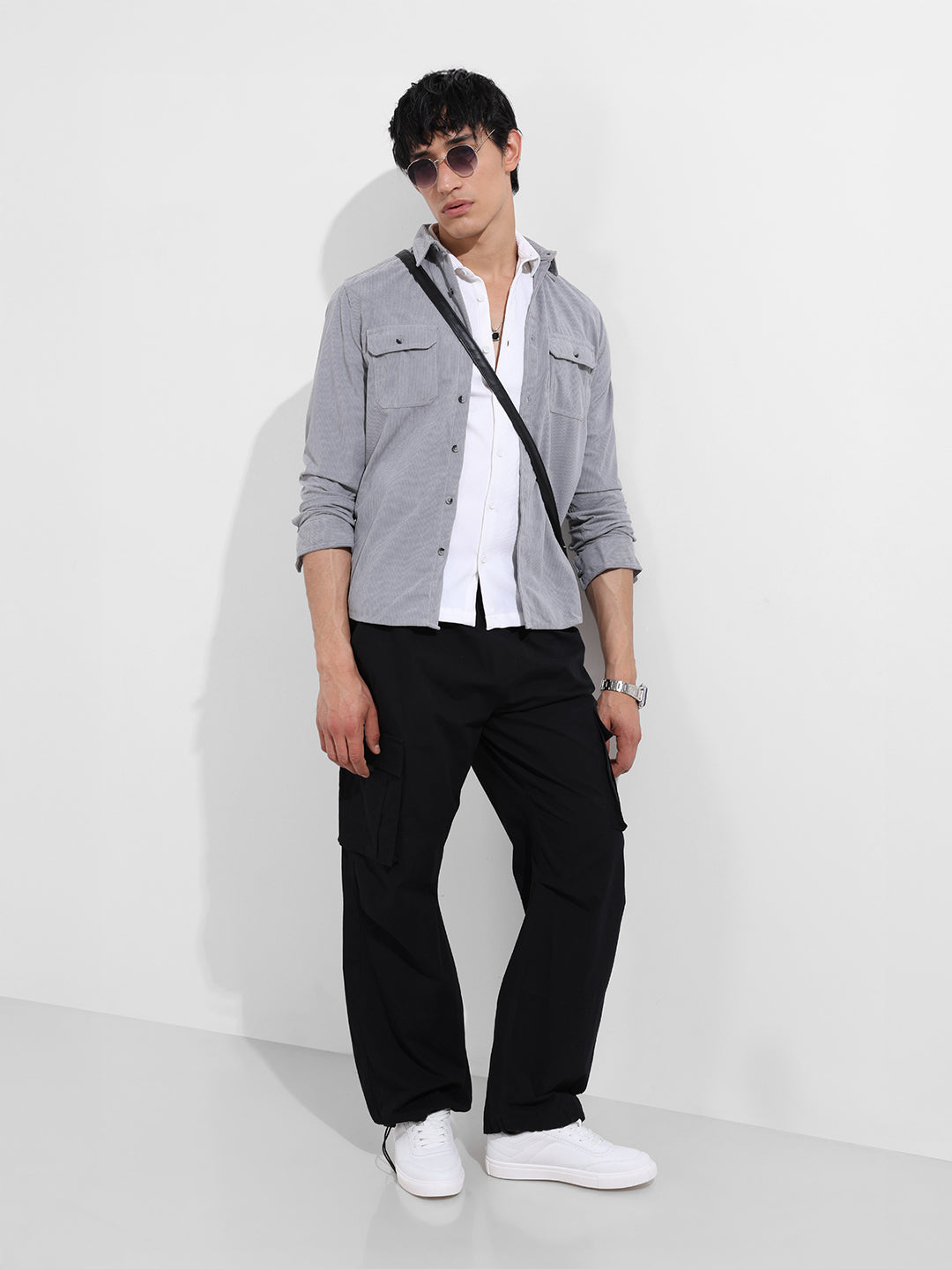 Men's Grey Regular Fit Solid Casual Shirt