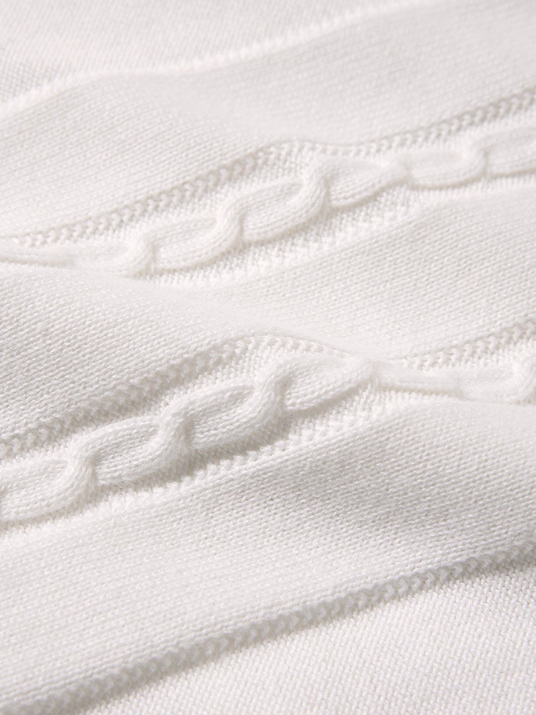 Men's White Slim Fit Solid Flat Knit Shirt