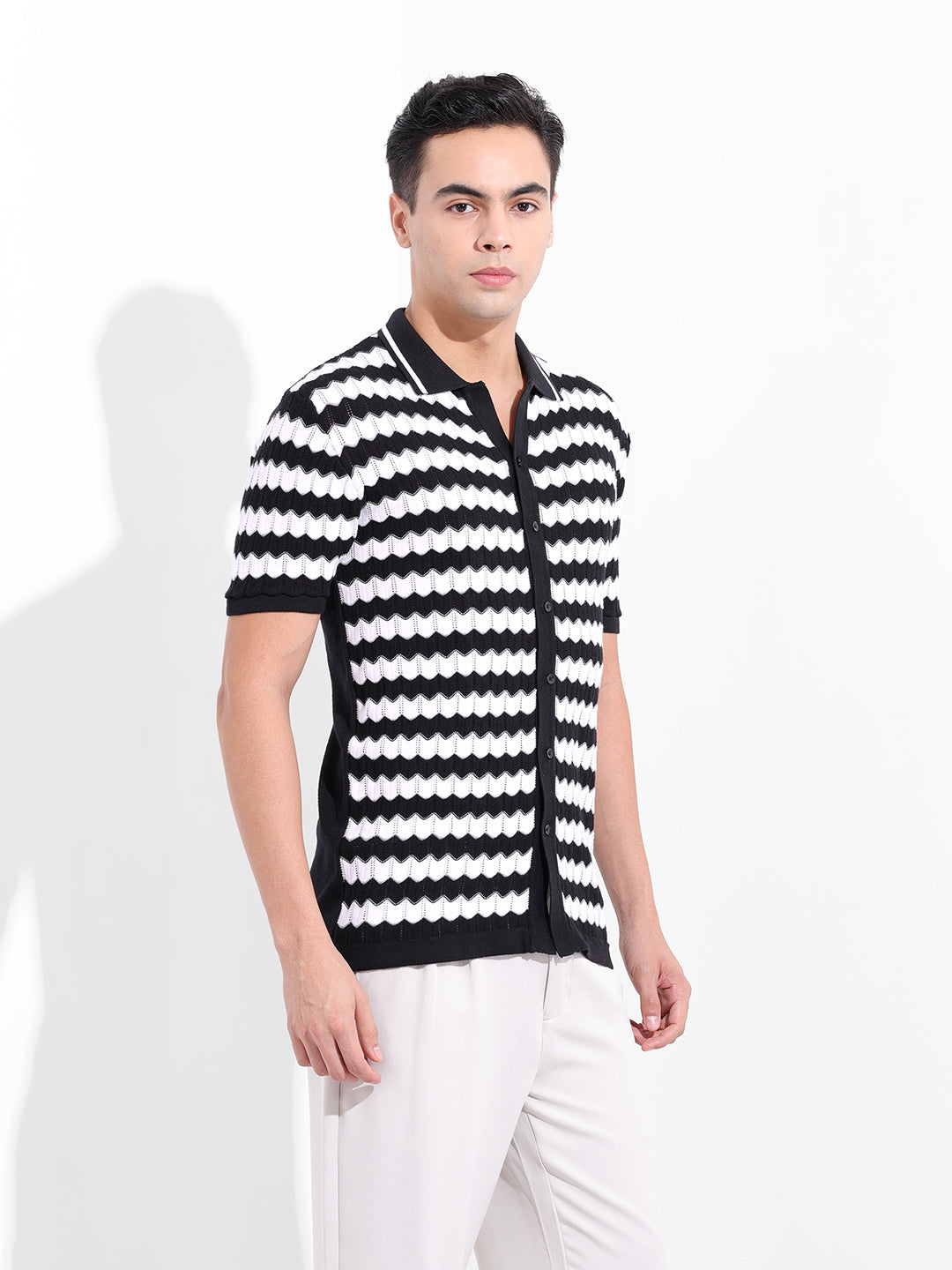 Men's Black Slim Fit Textured Flat Knit Shirt