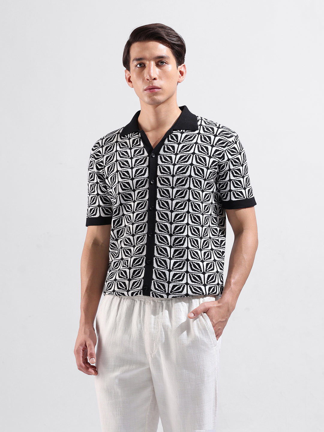 Men's Flat Knit Slim Fit Half Sleeve Shirt