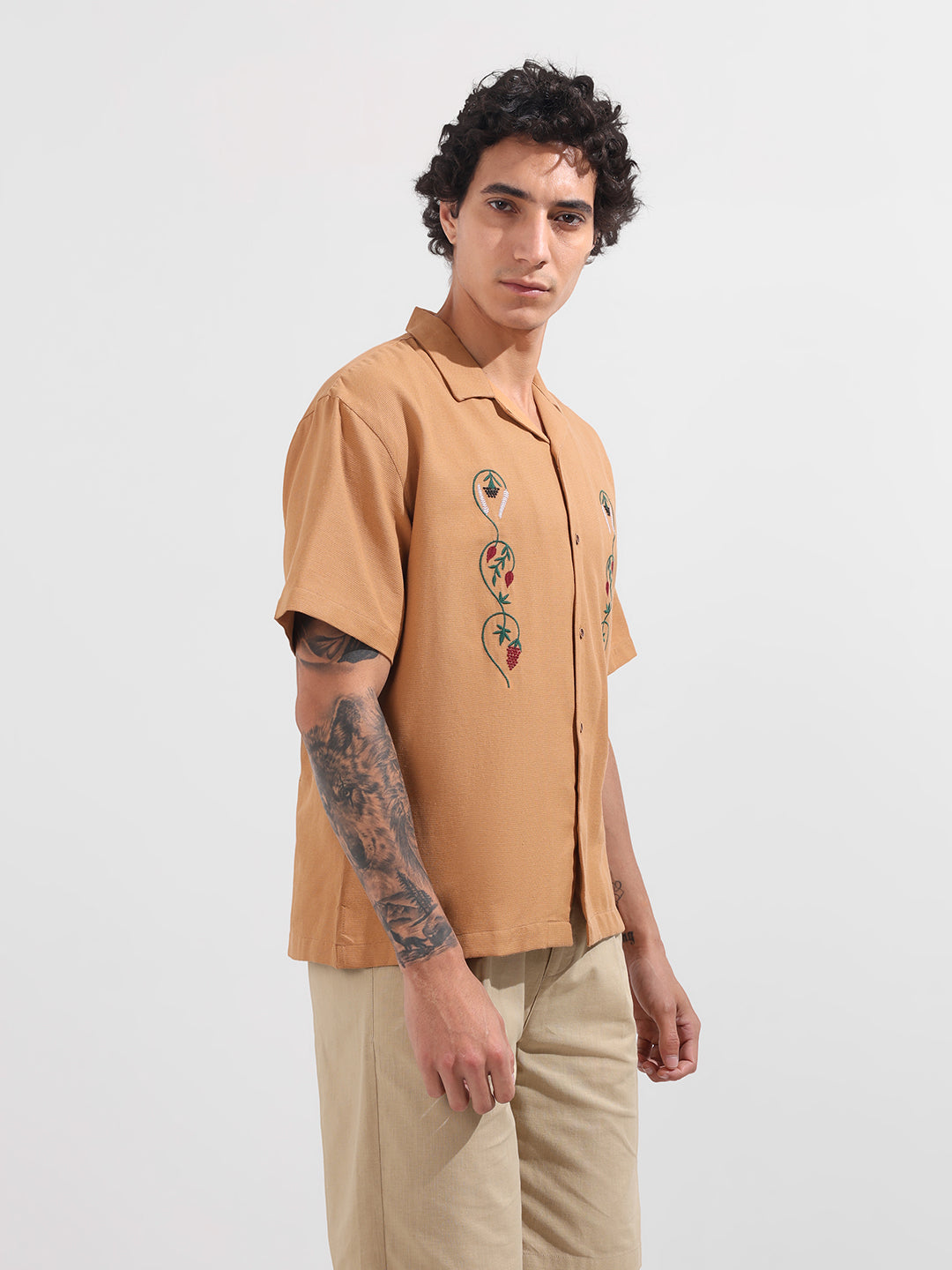 Men's Yellow Relaxed Fit Embroidered Tom&Jerry Character Shirt