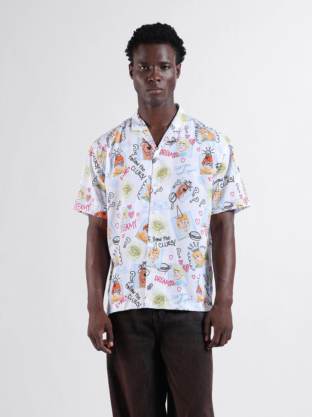 Men's White Relaxed Fit Character Scooby-Doo Printed Shirt