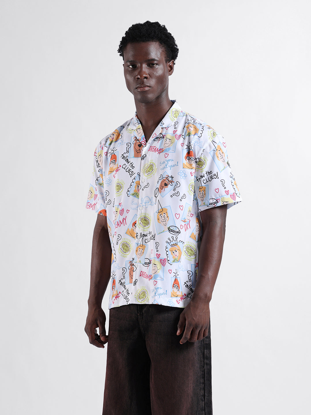 Men's White Relaxed Fit Character Scooby-Doo Printed Shirt