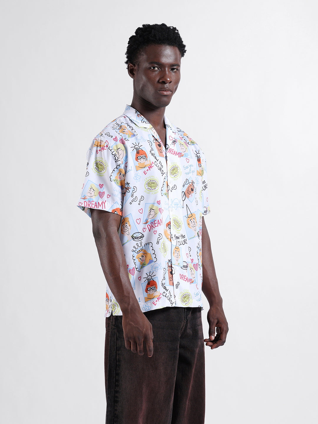 Men's White Relaxed Fit Character Scooby-Doo Printed Shirt