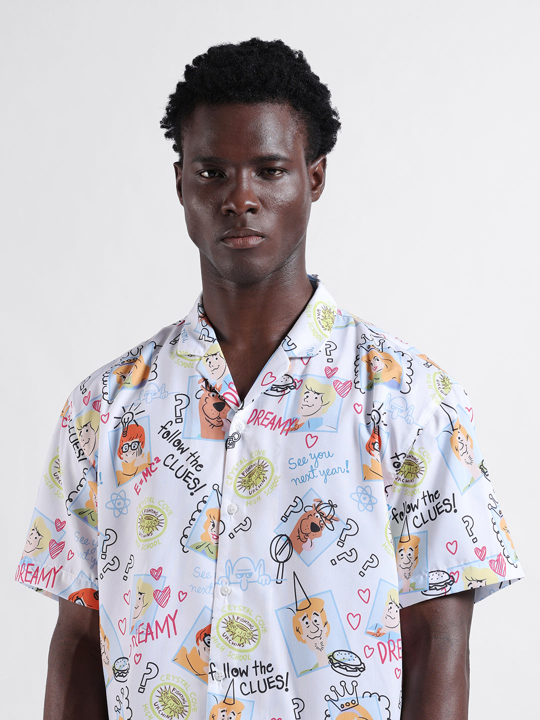 Men's White Relaxed Fit Character Scooby-Doo Printed Shirt