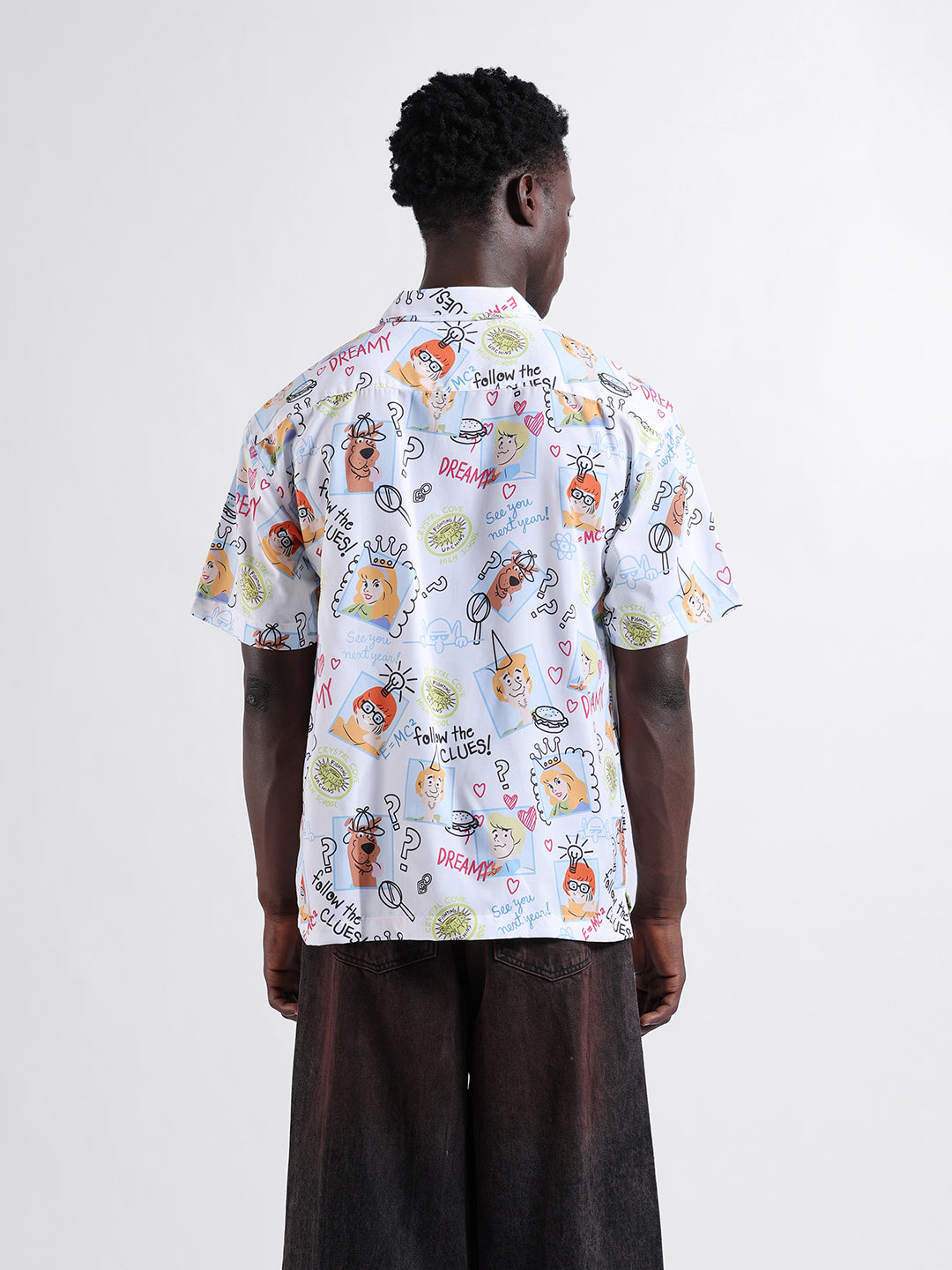 Men's White Relaxed Fit Character Scooby-Doo Printed Shirt