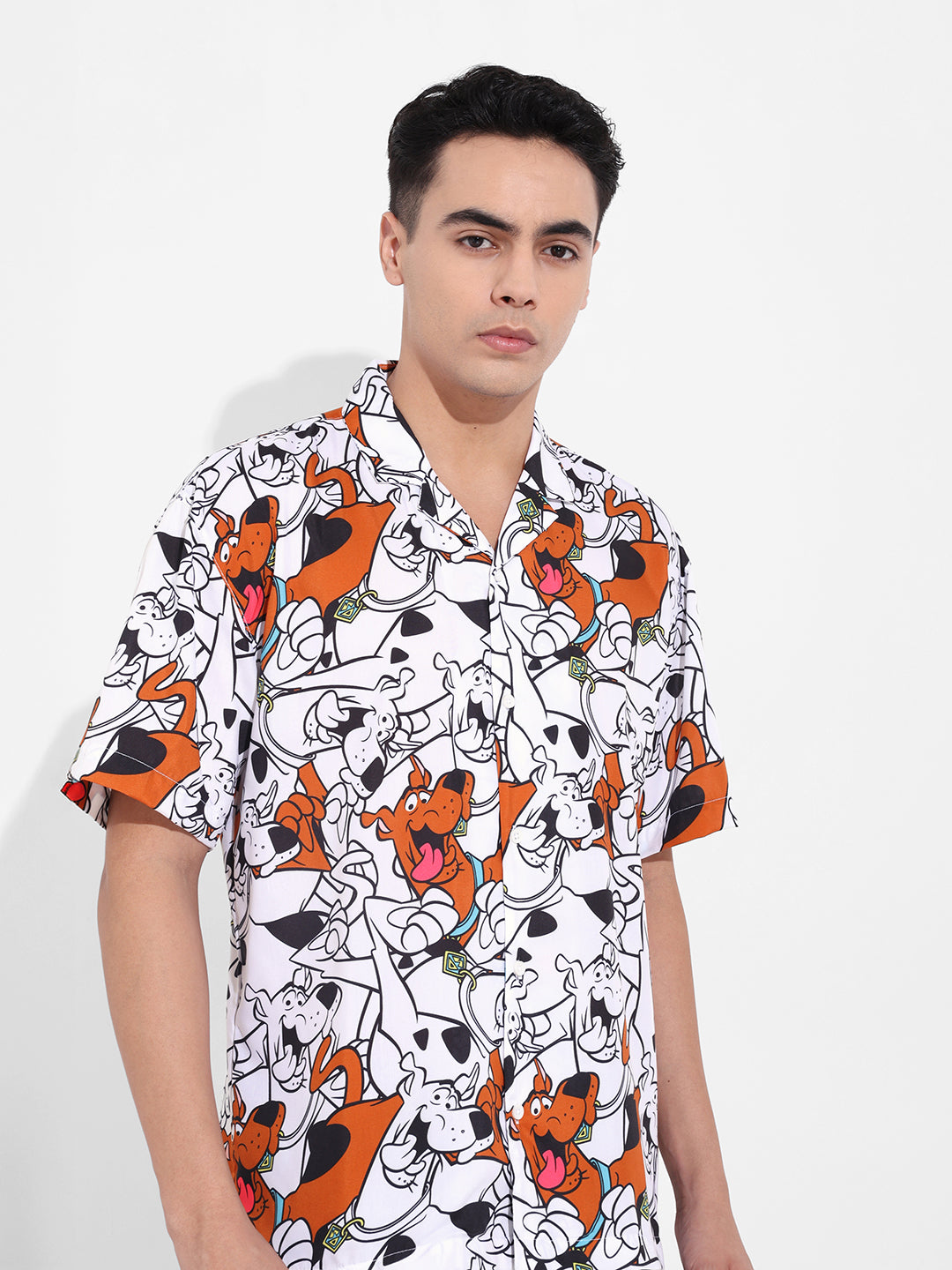 Men's White Relaxed Fit Scooby Doo Character Printed Shirt