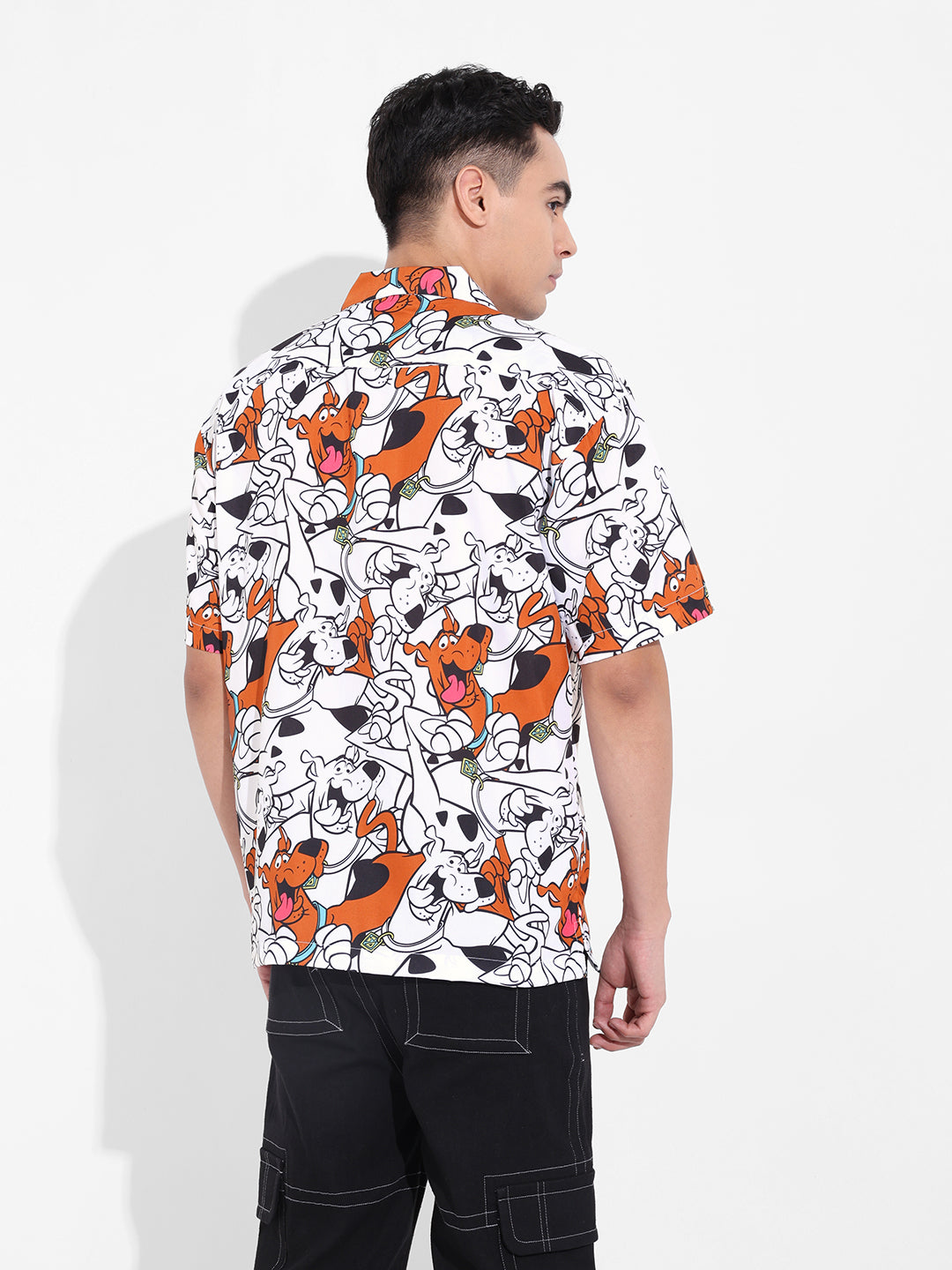 Men's White Relaxed Fit Scooby Doo Character Printed Shirt