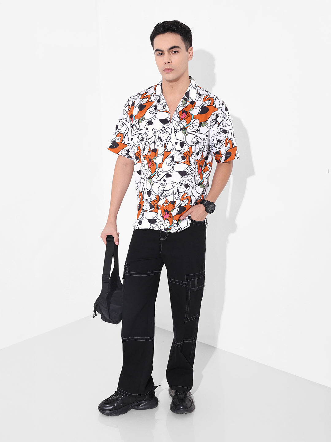 Men's White Relaxed Fit Scooby Doo Character Printed Shirt