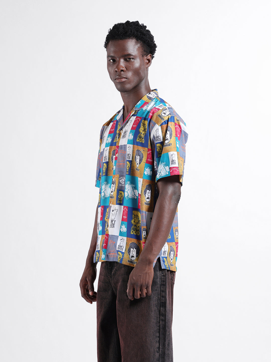 Men's Multicolor Relaxed Fit Character Scooby-Doo Printed Shirt