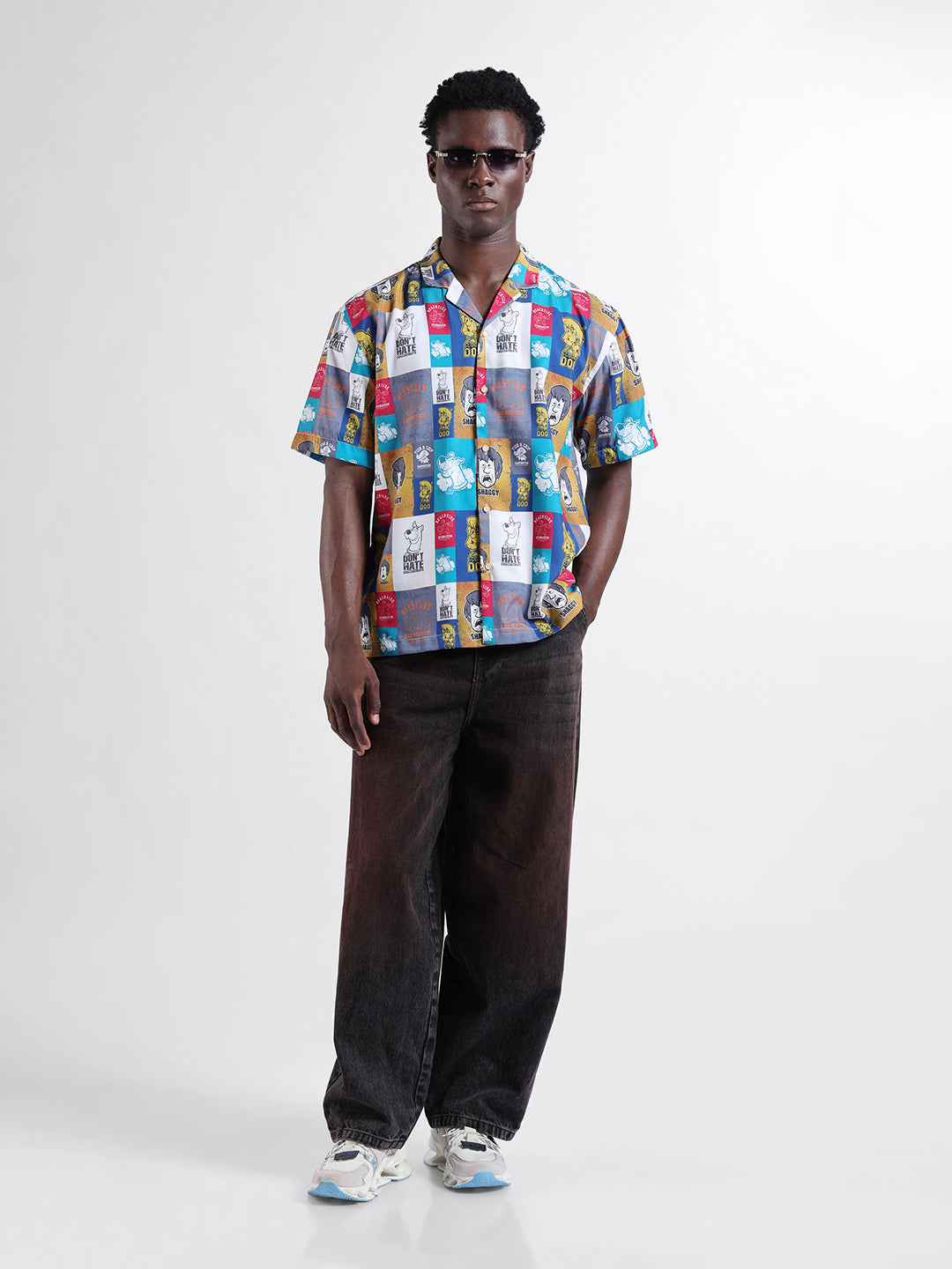Men's Multicolor Relaxed Fit Character Scooby-Doo Printed Shirt
