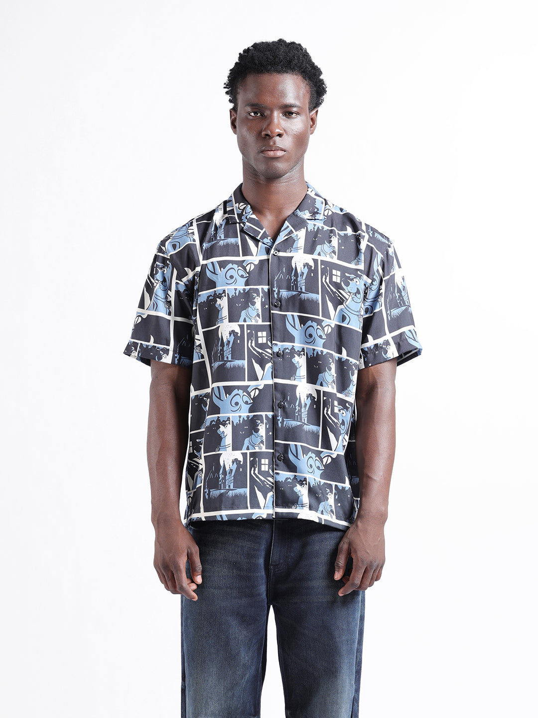 Men's Black Relaxed Fit Character Scooby-Doo Printed Shirt