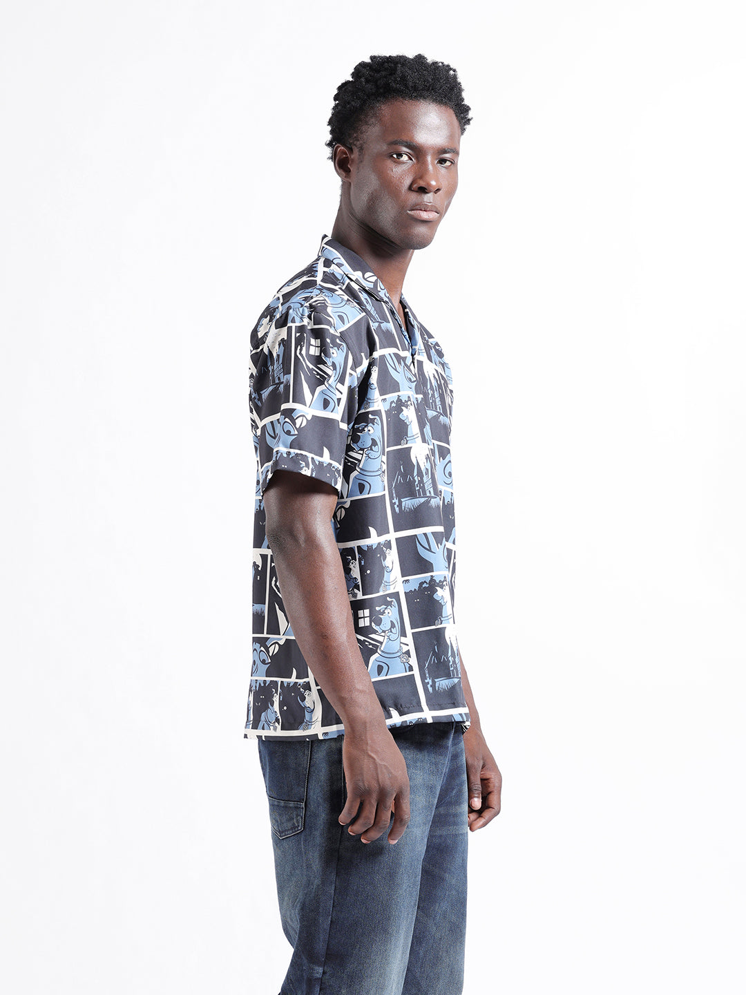 Men's Black Relaxed Fit Character Scooby-Doo Printed Shirt