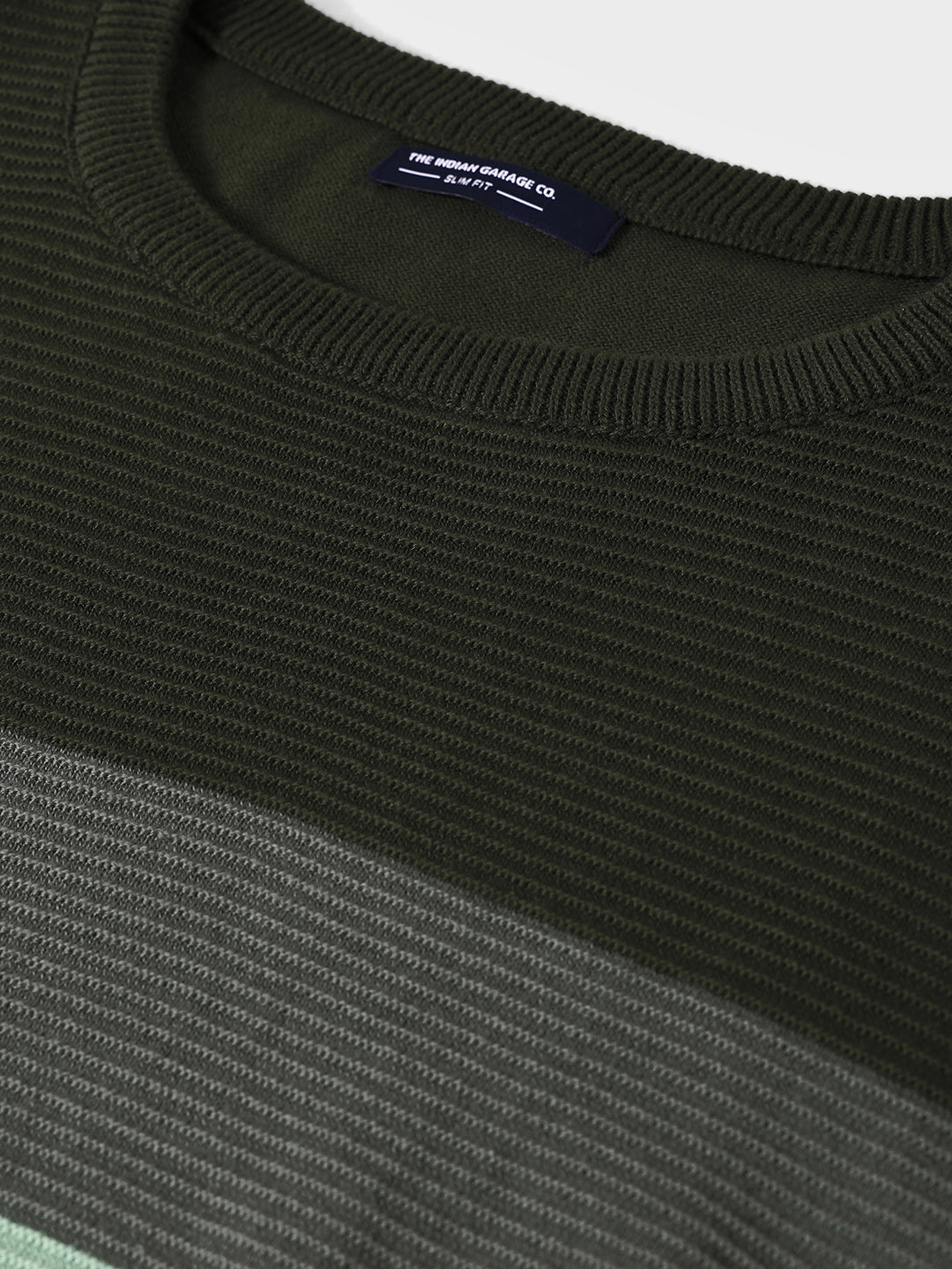 Men's Green Slim Fit Solid Flat Knit T-Shirt