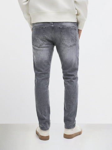 Men's Grey Slim Fit Solid Casual Jeans