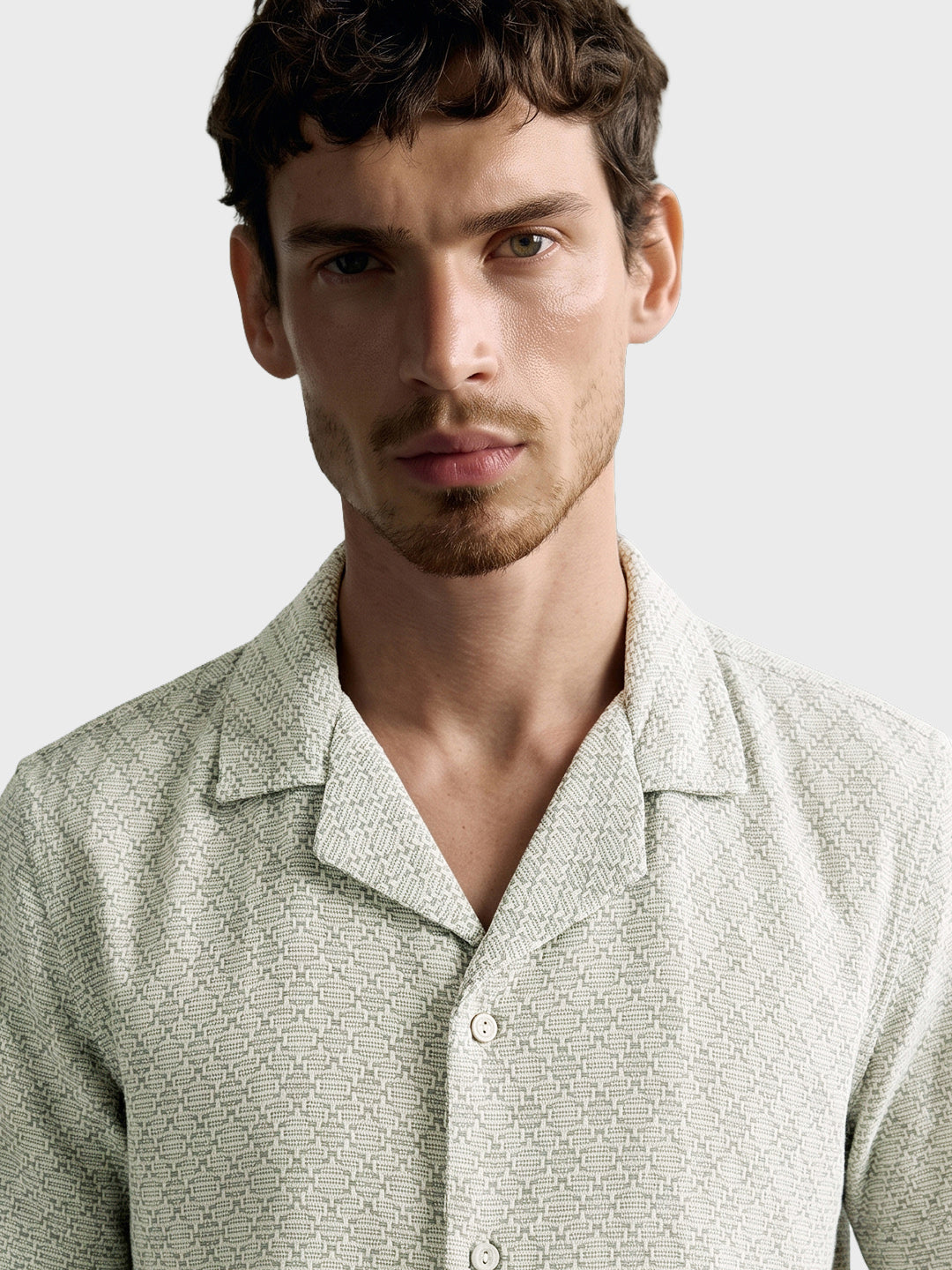 Men's Grey Relaxed Fit Solid Casual Shirt
