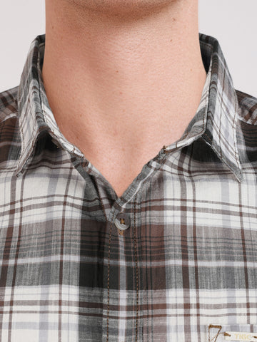 Men's Brown Slim Fit Checkered Casual Shirt