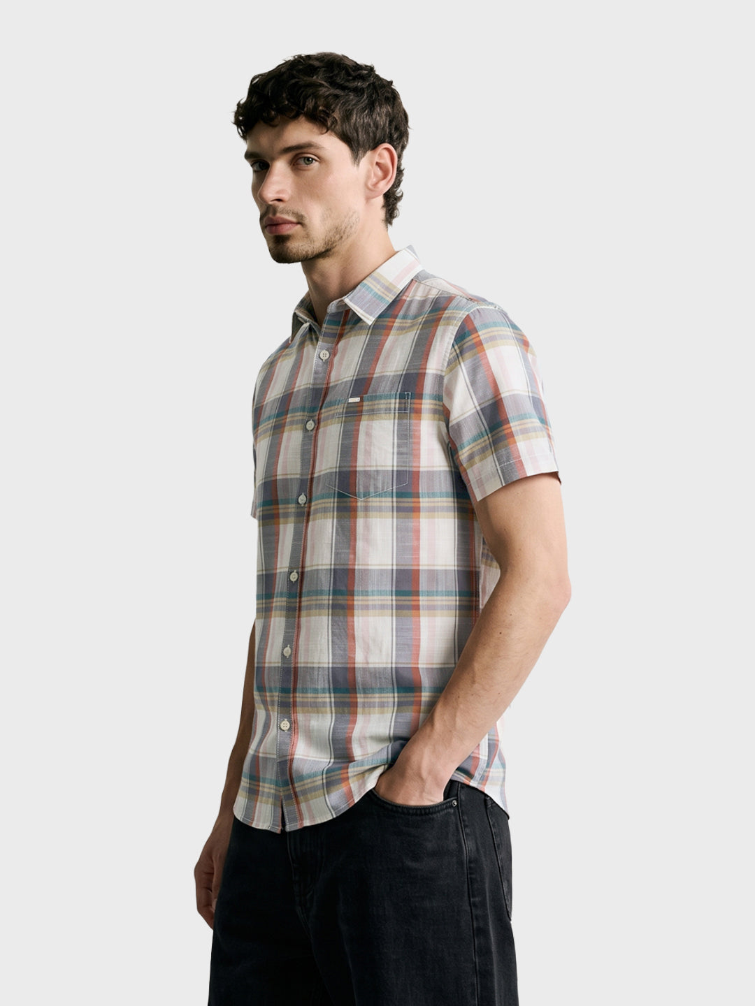 Men's Grey Slim Fit Checkered Casual Shirt