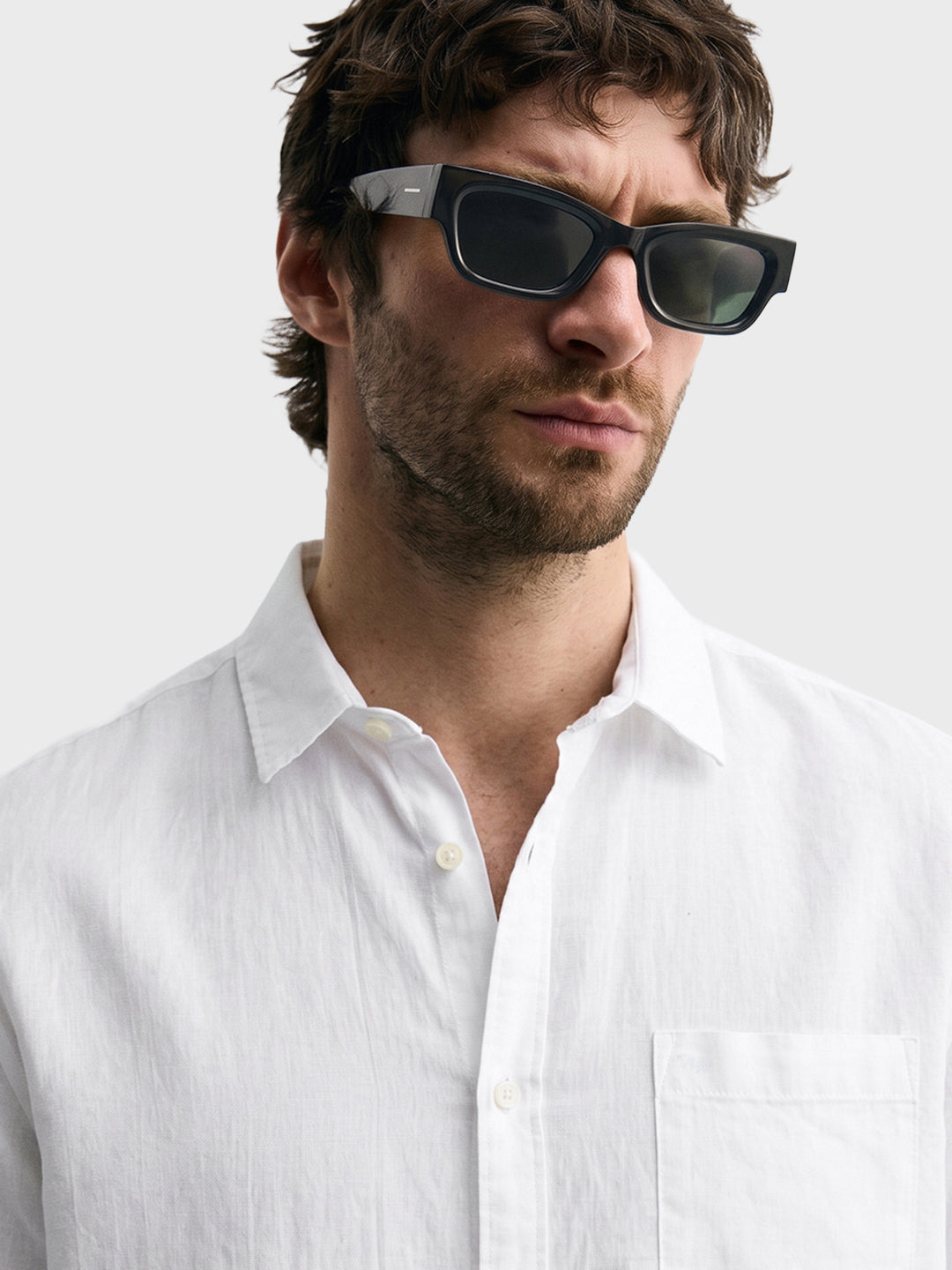 Men's White Slim Fit Solid Casual Shirt