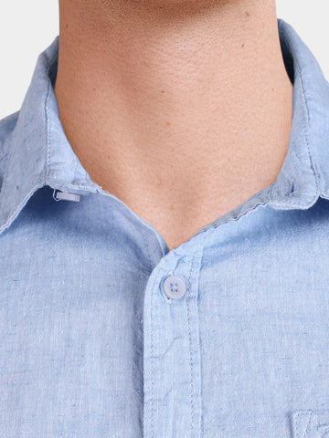 Men's Blue Slim Fit Solid Casual Shirt
