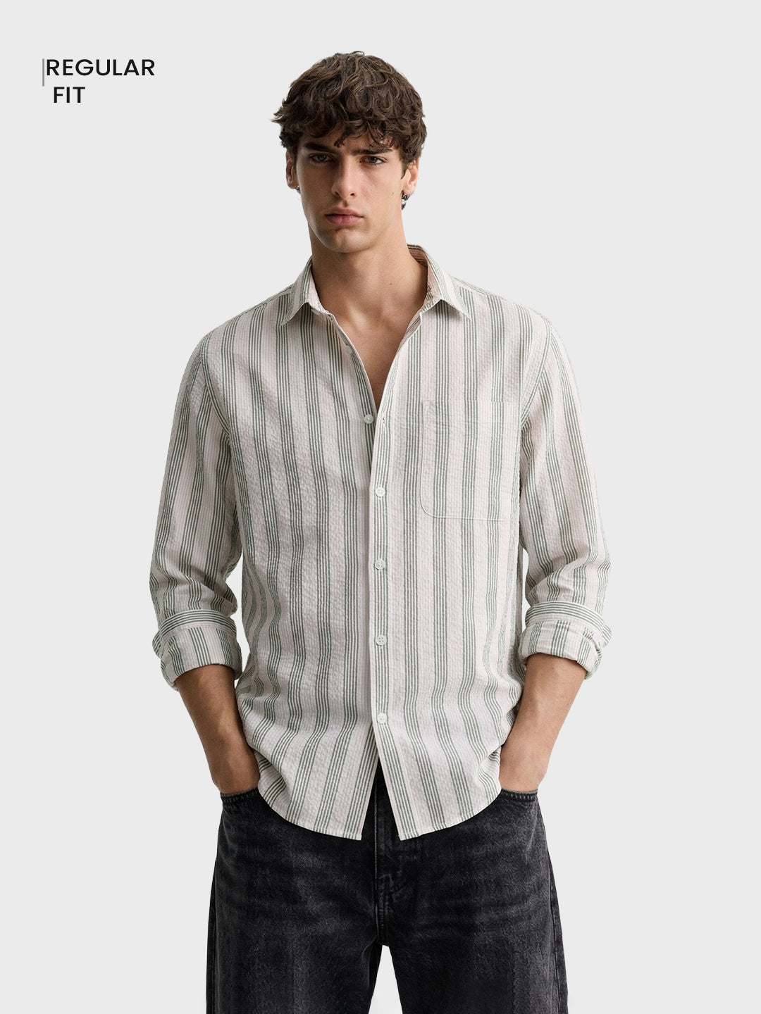 Men's Green Regular Fit Striped Casual Shirt