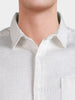 Men's White Slim Fit Solid Casual Shirts