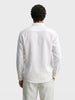 Men's White Slim Fit Solid Casual Shirts