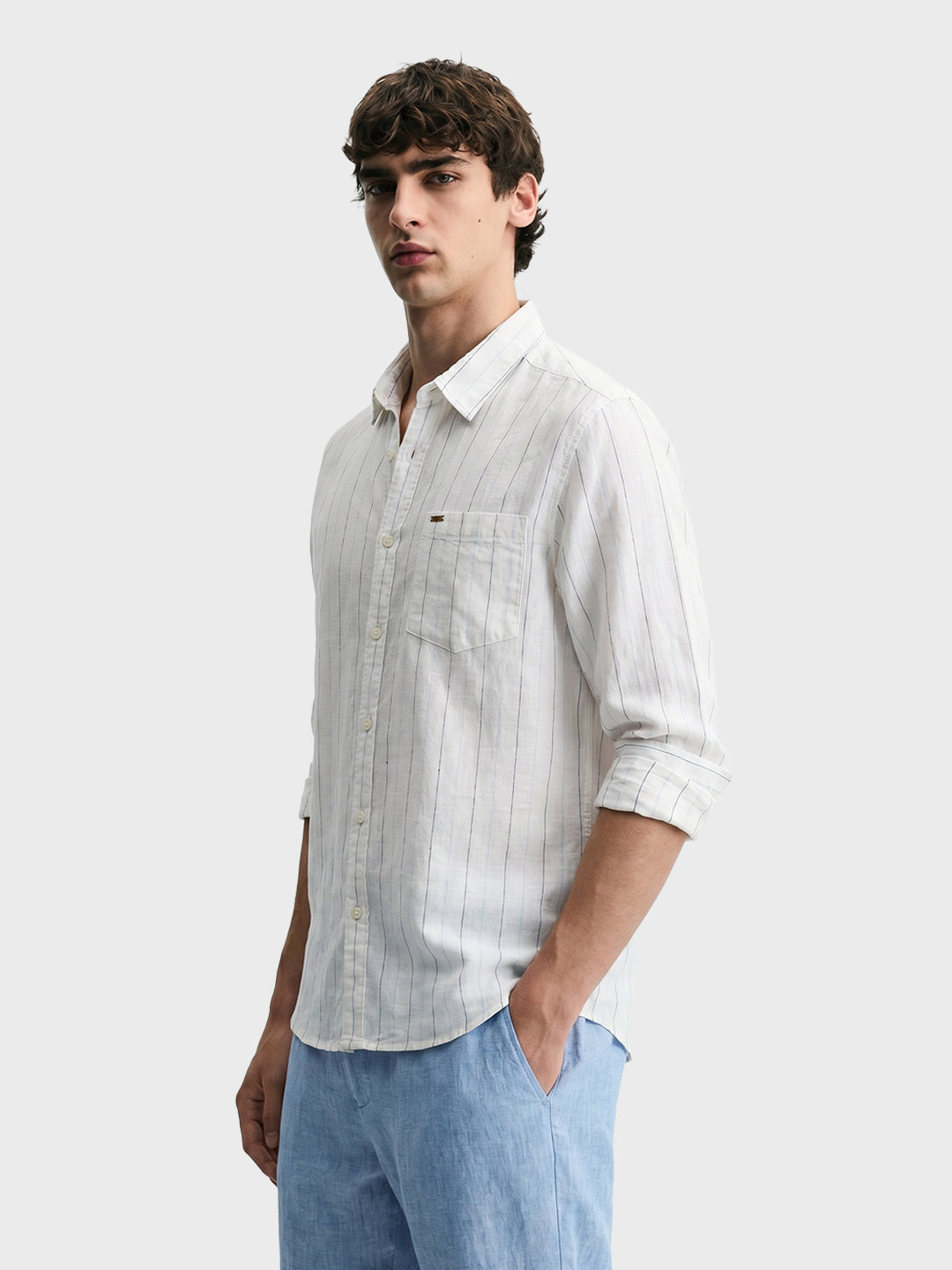 Men's Navy Blue Regular Fit Striped Casual Shirts