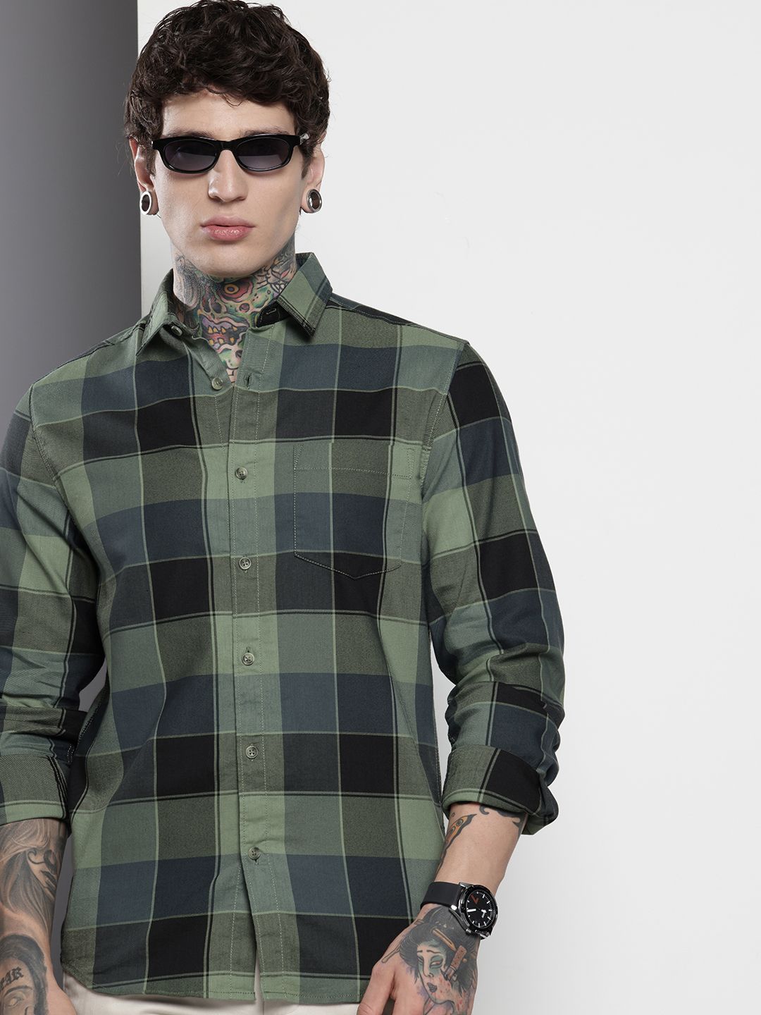 Men's Green Slim Fit Checked Casual Shirt