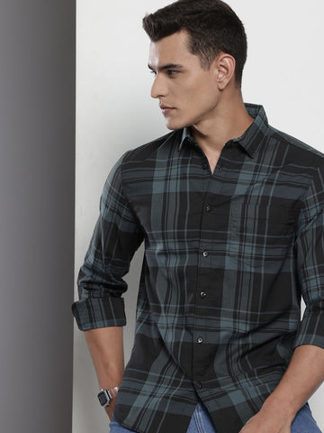 Men's Black Slim Fit Checked Casual Shirt