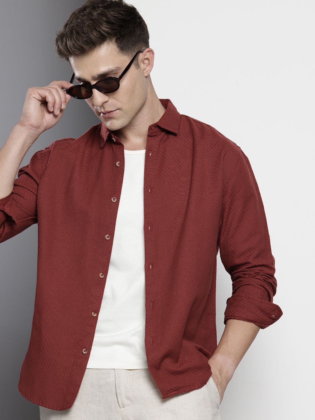 Men's Maroon Relaxed Fit Solid Resort Wear Shirt